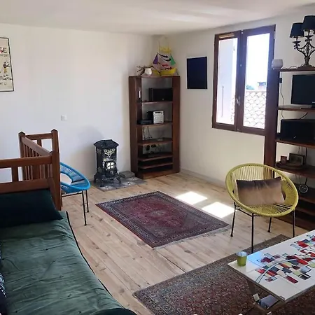 Ferienhaus Charmante Maison De Village Avec Toit Terrasse Montalba-le-Chateau