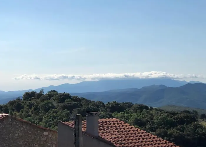 Charmante Maison De Village Avec Toit Terrasse