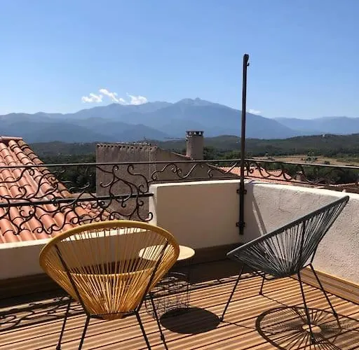Charmante Maison De Village Avec Toit Terrasse *